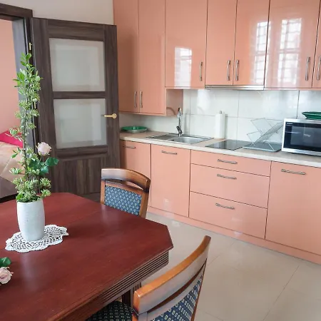 Apartment Na Cichej 5 A3